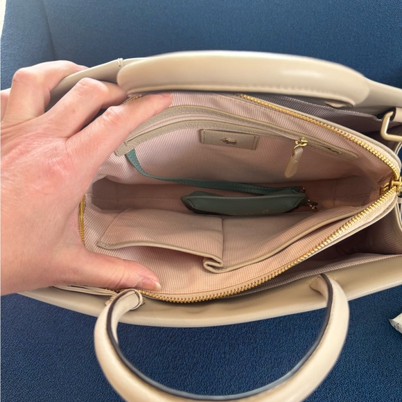 RARE Radley London Picture Bag Radley to the Core Apple Satchel Bag _Price Firm - Picture 12 of 17